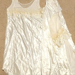 Bali Studio Cream Satin Gown Night Gown 2 Piece Embroidered
